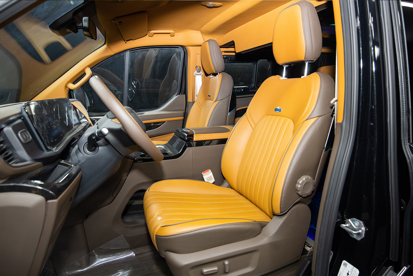 FORD TOURNEO