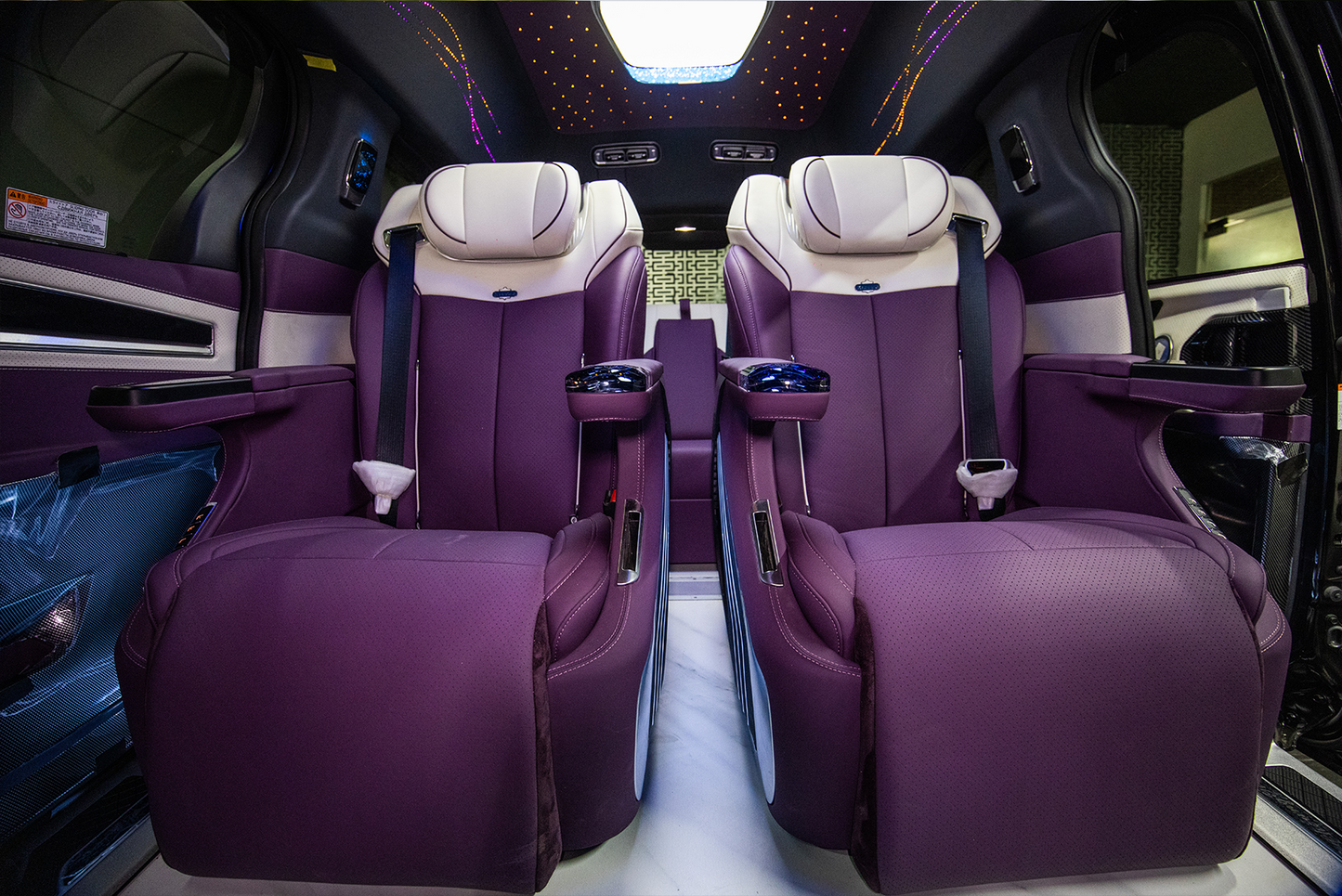 TOYOTA GRANVIA