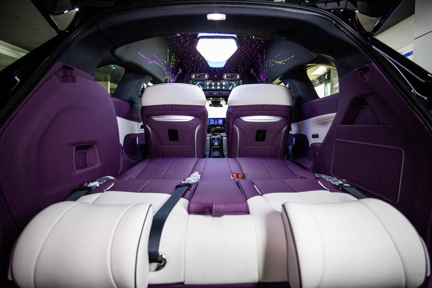 TOYOTA GRANVIA
