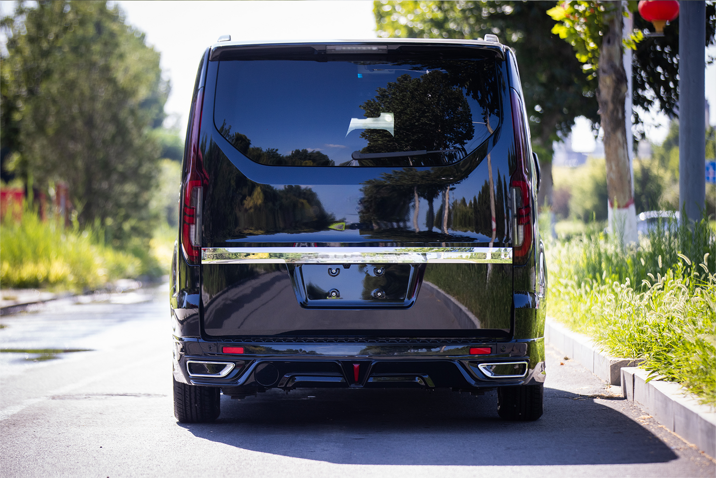 FORD TOURNEO