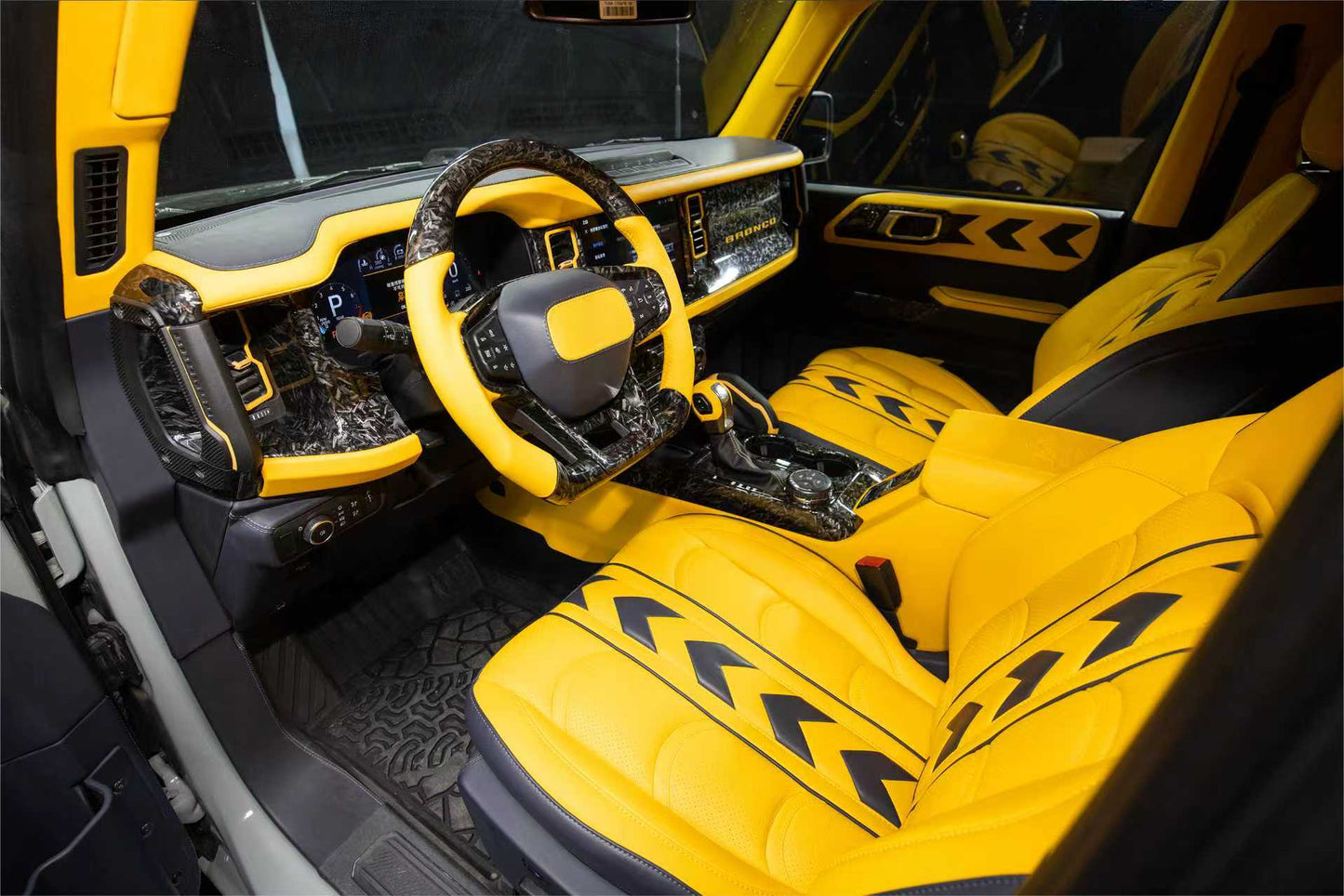 FORD BRONCO