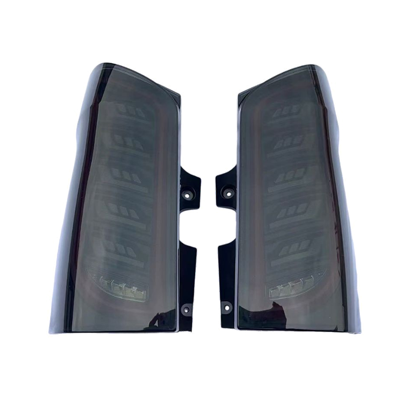 梅赛德斯 - 奔驰威霆 LED 尾灯