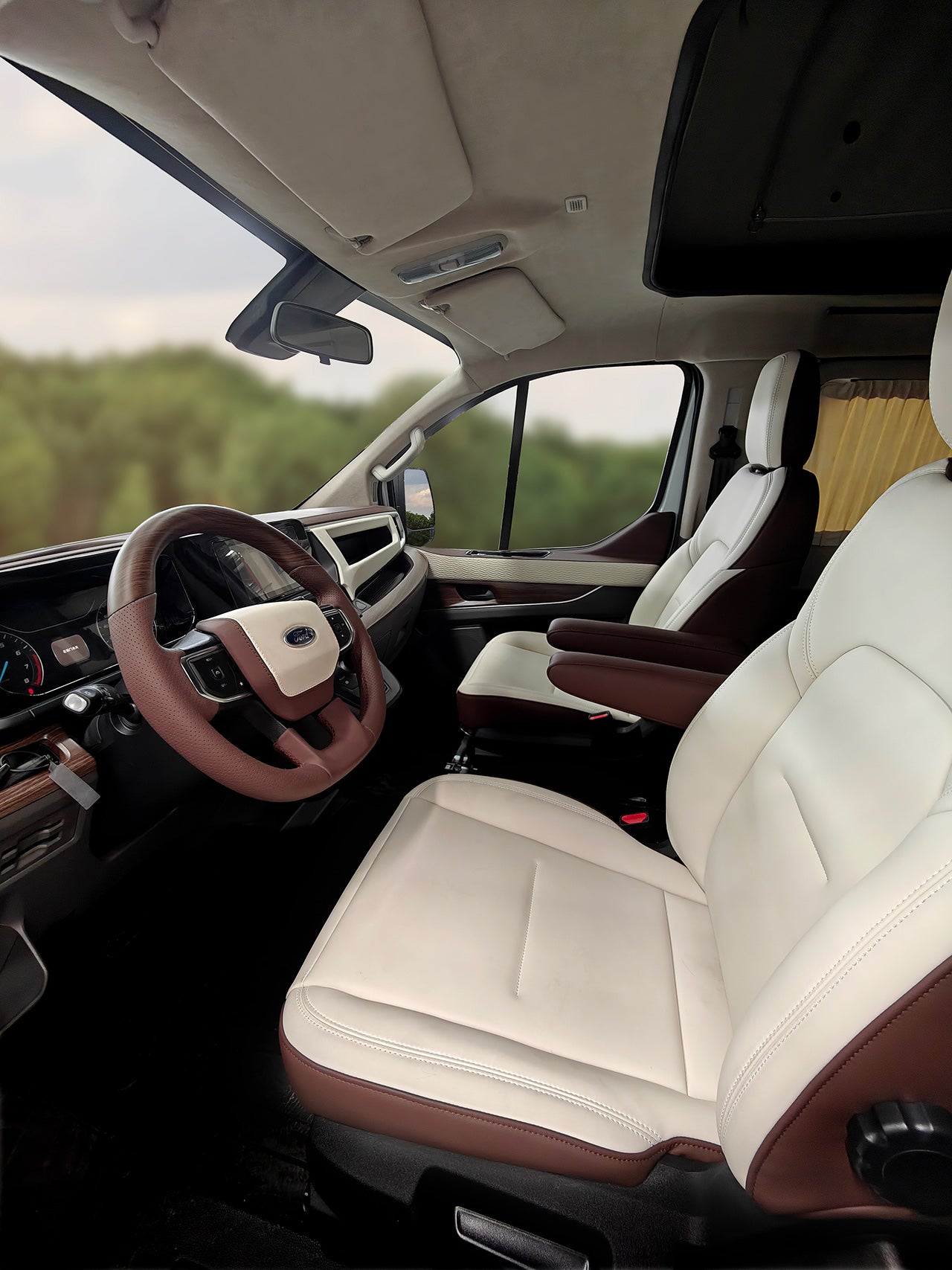 VELONSEN-R600 (MIAMI SE-T6 CAMPER VAN)