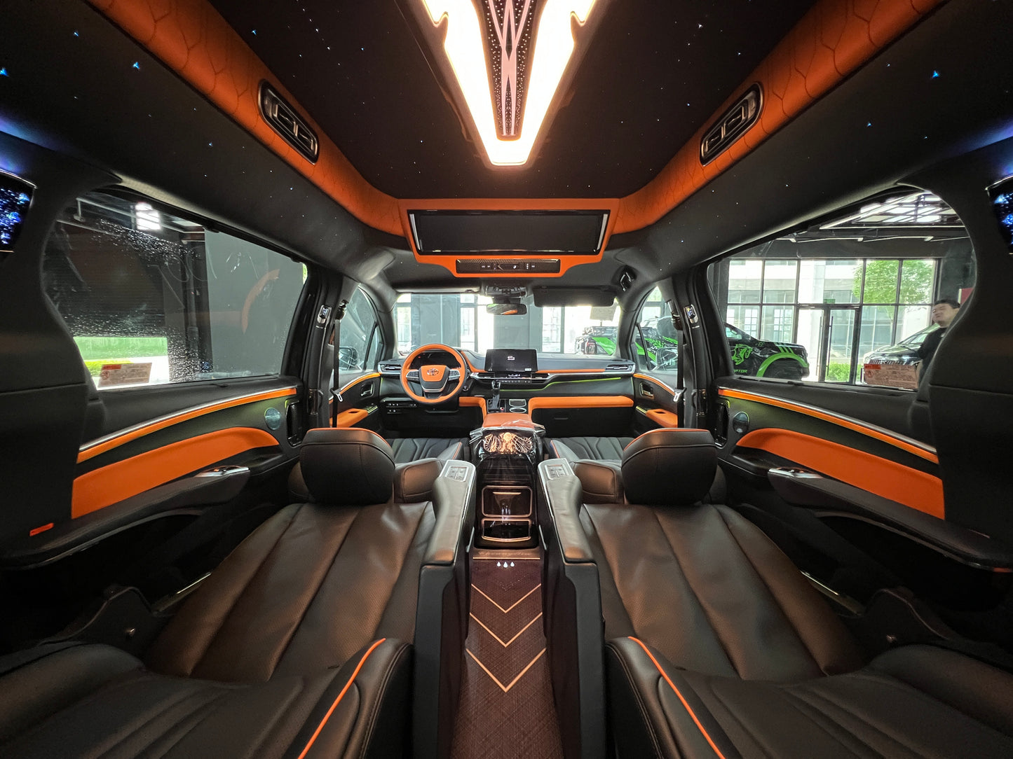 VELONSEN-SW2500 TOYOTA GRANVIA BLACK EDITION